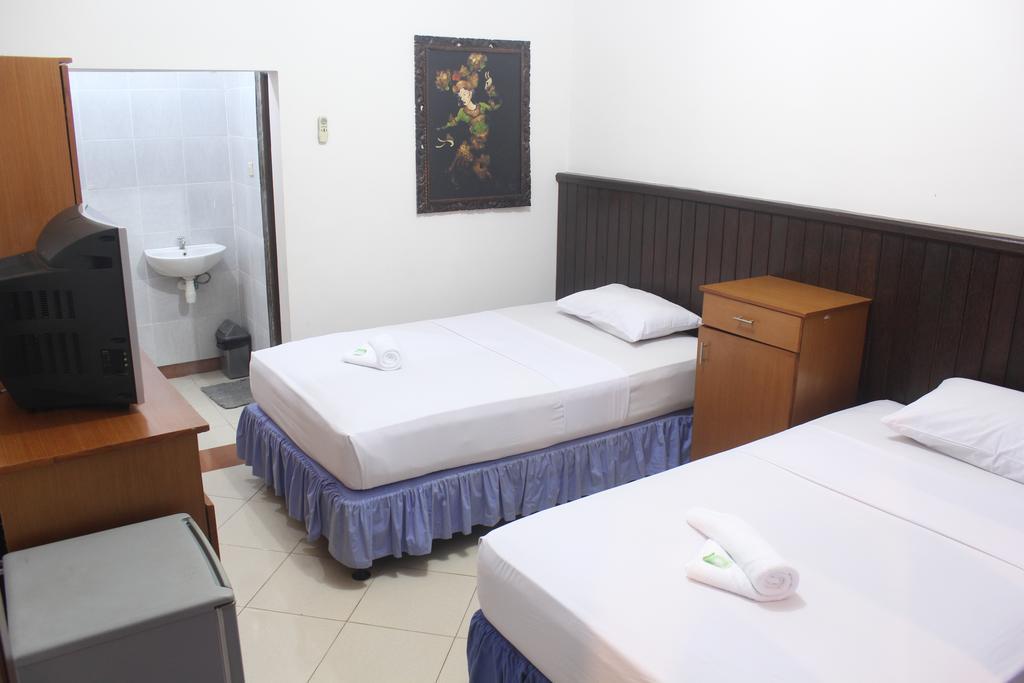 New Asta Graha Apartment Jimbaran  Room photo